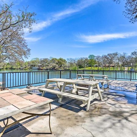 Waterfront Guadalupe River Lodge Home With Dock! Seguin Eksteriør billede