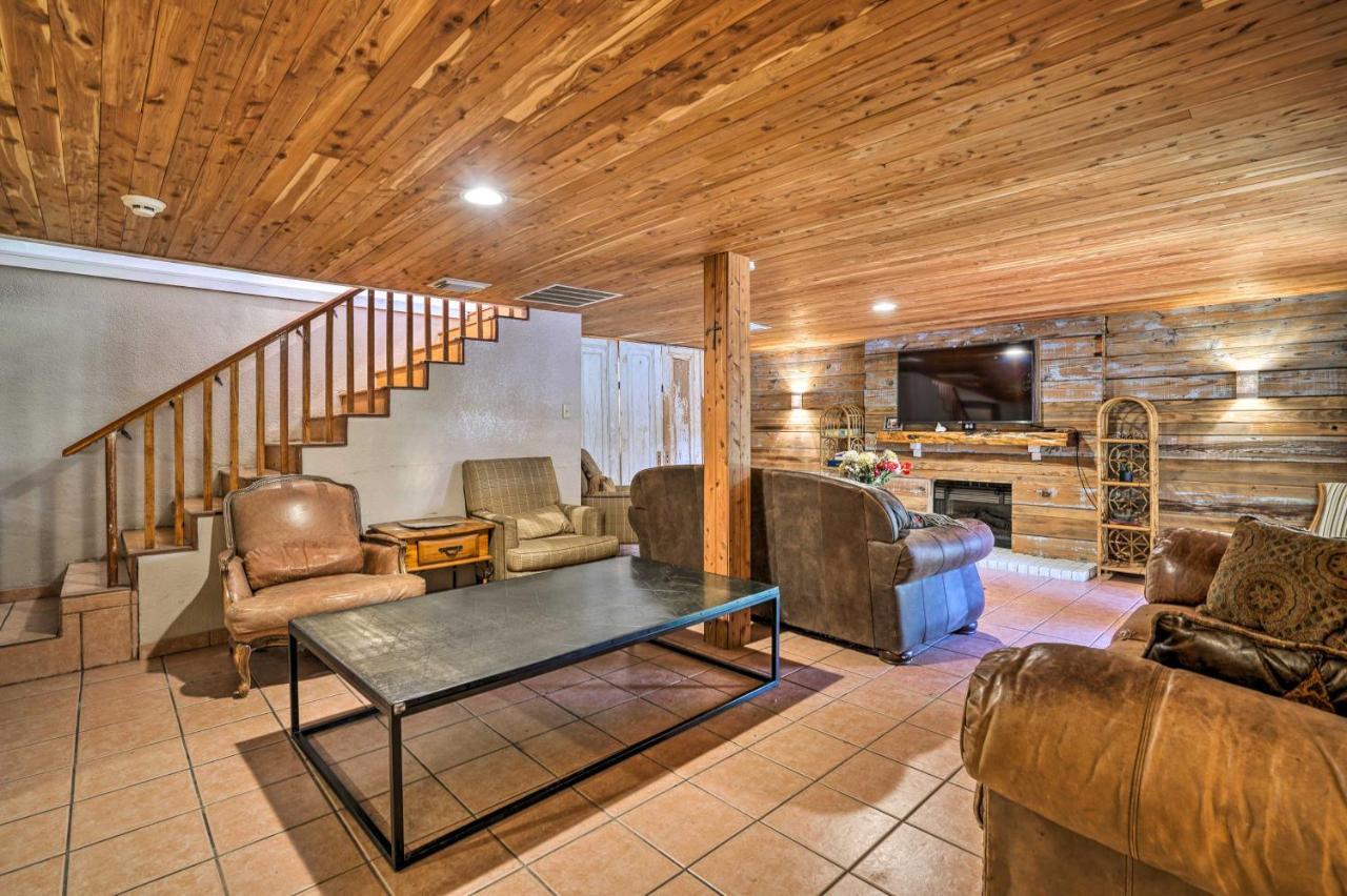 Waterfront Guadalupe River Lodge Home With Dock! Seguin Eksteriør billede