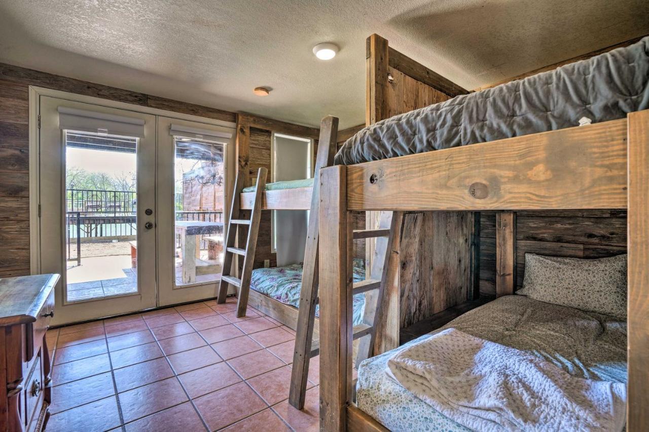 Waterfront Guadalupe River Lodge Home With Dock! Seguin Eksteriør billede