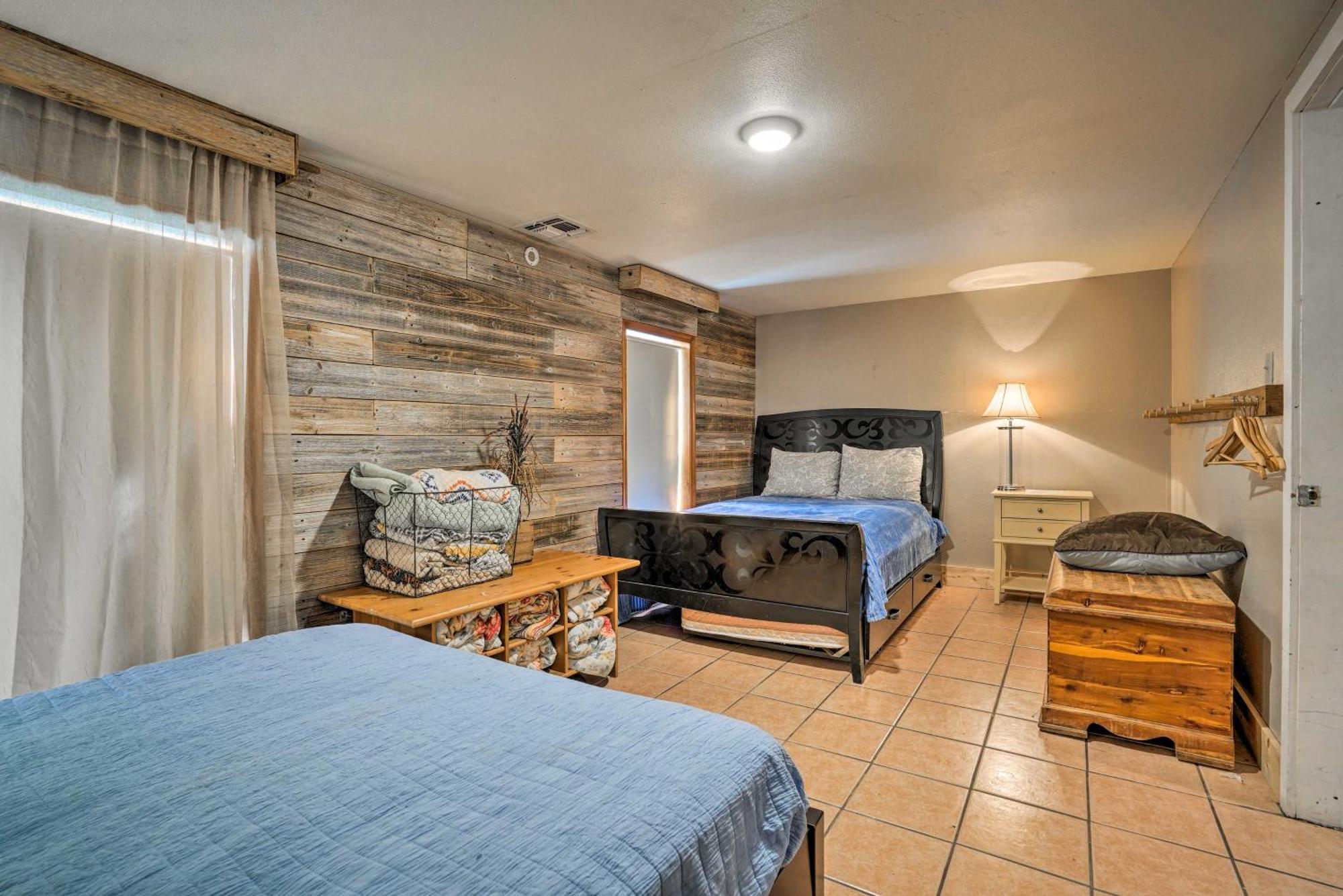 Waterfront Guadalupe River Lodge Home With Dock! Seguin Eksteriør billede